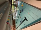Schwimmbad mit einigen Ger&auml;ten